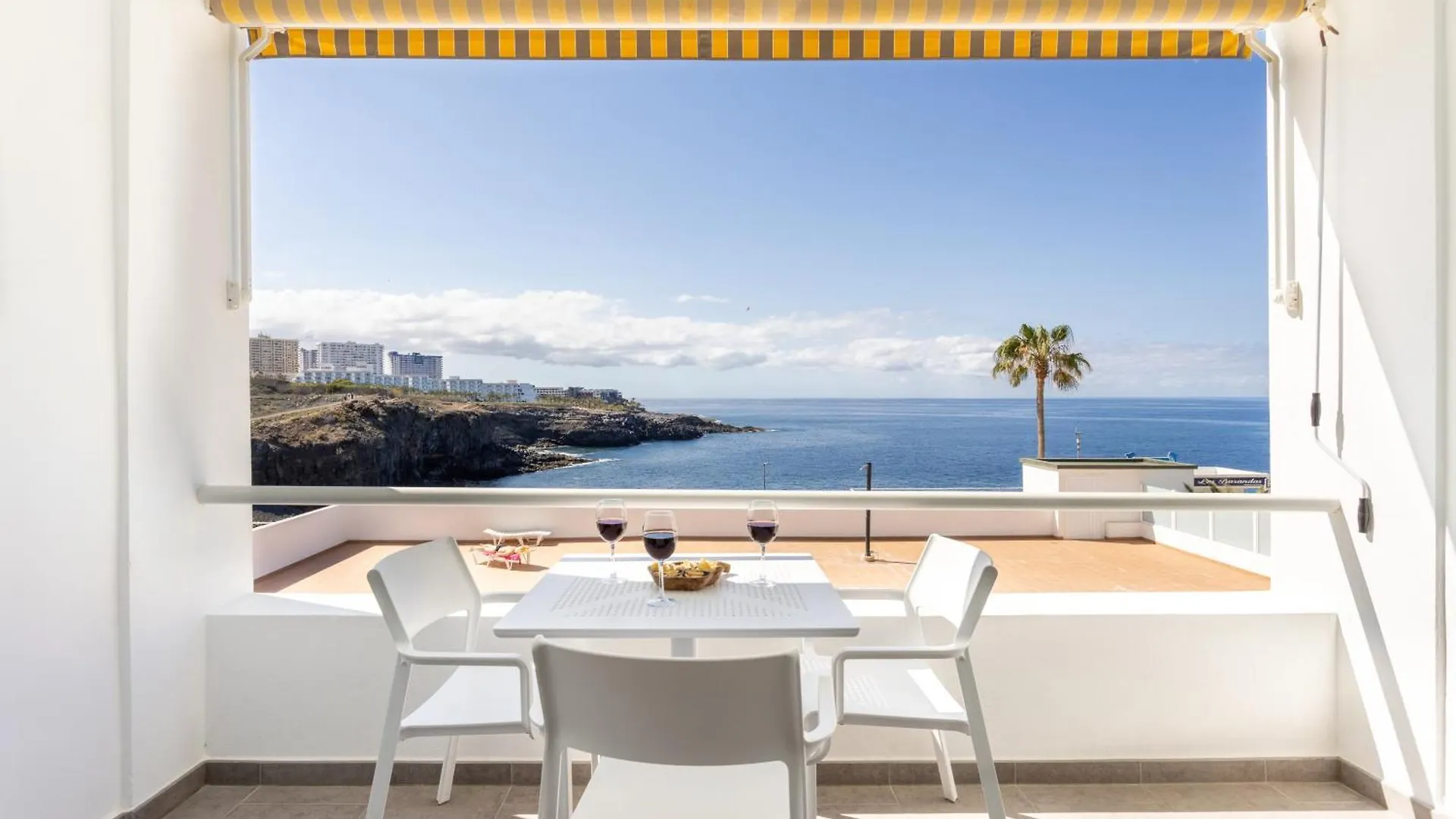 Relax And Enjoy The Sea Daire Callao Salvaje